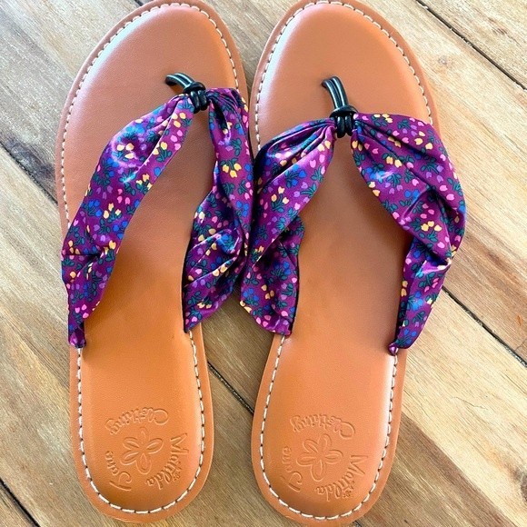 Matilda Jane flip flop sandals, size‎ 8 - Picture 1 of 3